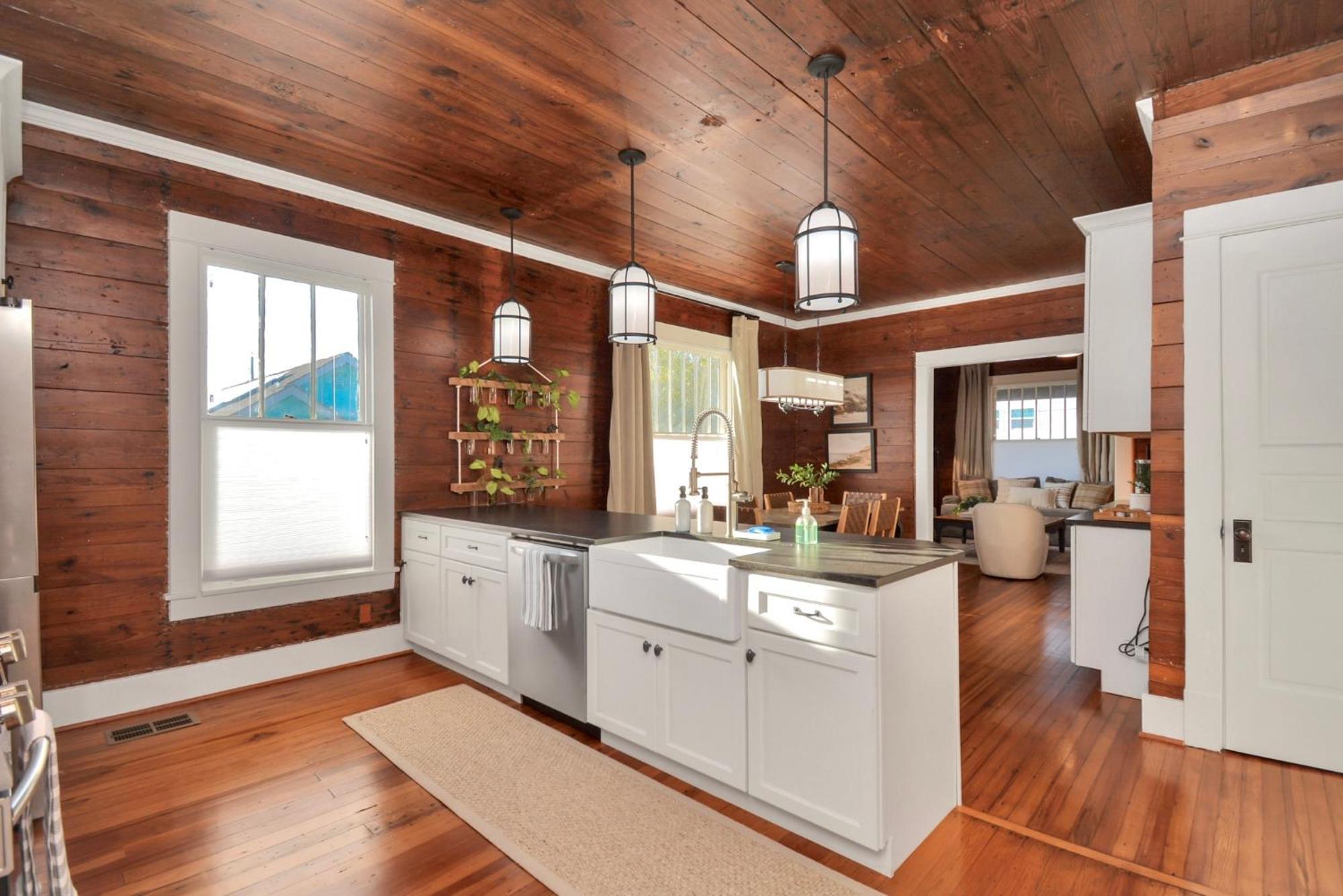 Coastal Craftsman- Walk To Beach & Pleasure Pier- As Seen On 'Restoring Galveston' Εξωτερικό φωτογραφία