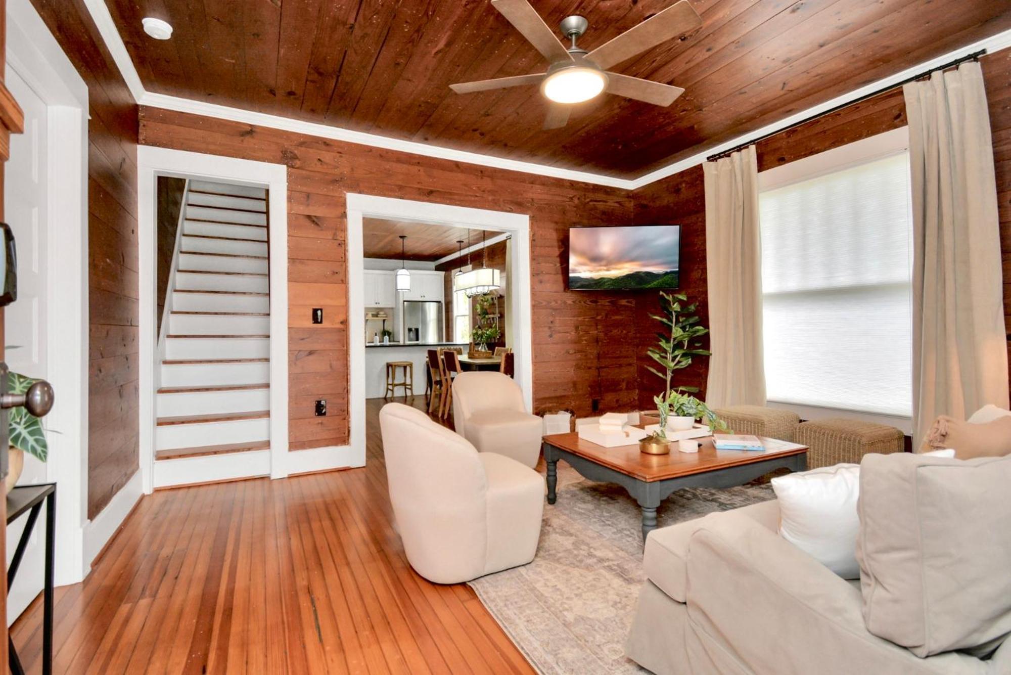 Coastal Craftsman- Walk To Beach & Pleasure Pier- As Seen On 'Restoring Galveston' Εξωτερικό φωτογραφία